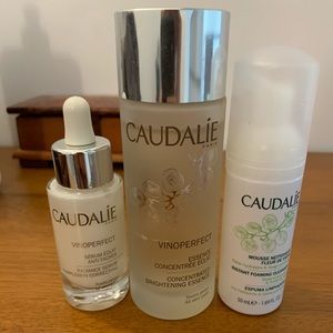 Caudalie full size Vinoperfect Serum + Essence
